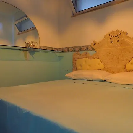 Villa Zio Tore Apartahotel Torre Suda